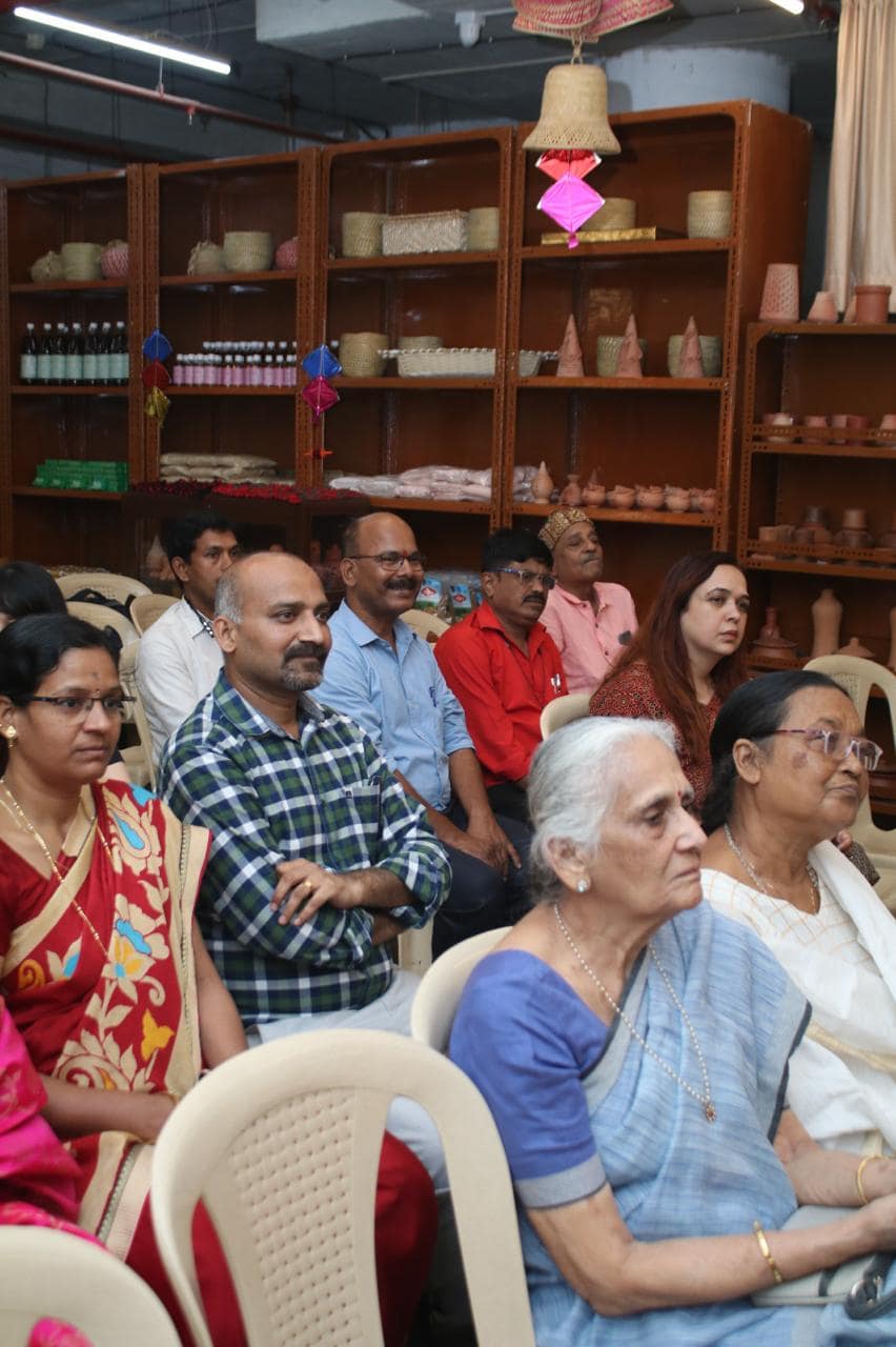 e105dc85-54bf-4fab-bcfa-296294163398